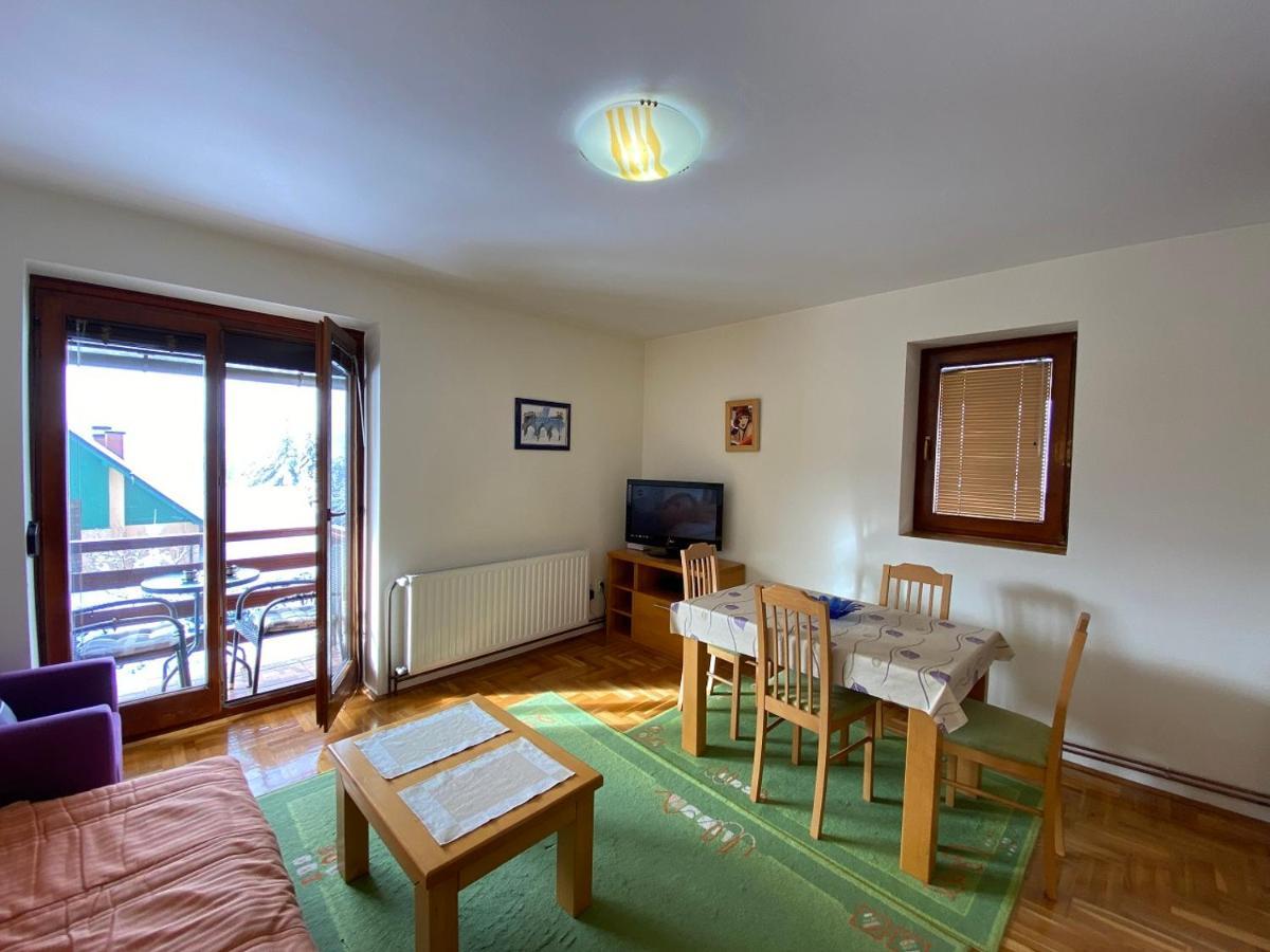Apartment Oko *